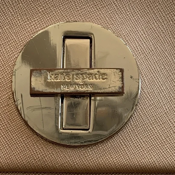 New Kate Spade Gold small Purse - Picture 3 of 7